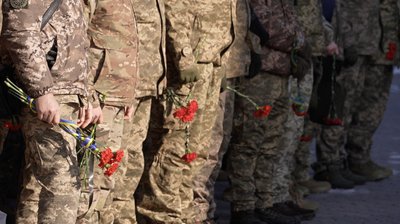 У Черкасах в останню путь провели полеглого військового У Черкасах в останню путь провели полеглого військового