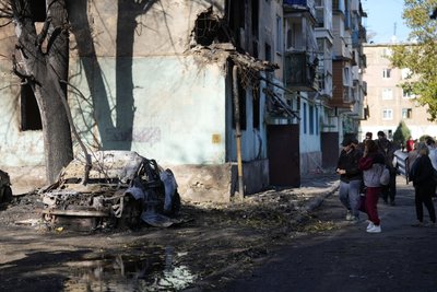 «Машини вибухали, люди кричали». Наслідки атаки РФ у Шахтарському «Машини вибухали, люди кричали». Наслідки атаки РФ у Шахтарському