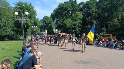 Прощання із військовим ЗСУ Андрієм Педорою у Чернігові 8 червня 2024 року