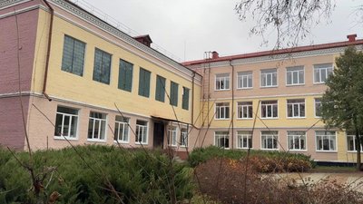 У Прилуках на території педколеджу є котельня, яка працює на агровідходах: чому не можуть опалювати сусідні заклади У Прилуках на території педколеджу є котельня, яка працює на агровідходах: чому не можуть опалювати сусідні заклади