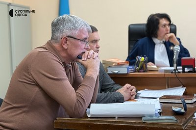 Ексвійськкома Борисова примусово доставлять до суду: засідання зірвалось через "лікування" Ексвійськкома Борисова примусово доставлять до суду: засідання зірвалось через "лікування"