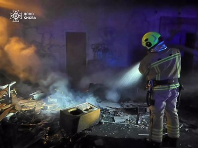 У Києві горів закинутий кінотеатр "Тампере"