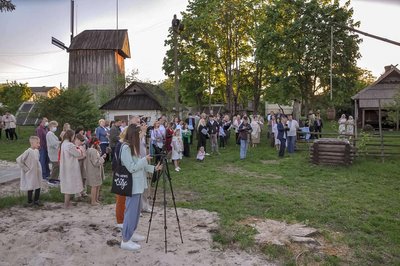 В музеї просто неба на Рівненщині відремонтували вітряк: млин, якому більше ста років ушкодило під час ракетного удару В музеї просто неба на Рівненщині відремонтували вітряк: млин, якому більше ста років ушкодило під час ракетного удару