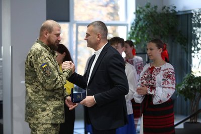 Олександр Симчишин відзначив військовослужбовців, 26 вересня 2026 року, Хмельницький Олександр Симчишин відзначив військовослужбовців, 26 вересня 2026 року, Хмельницький
