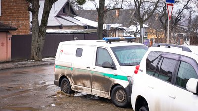 Авто на вулиці Авангардній Авто на вулиці Авангардній