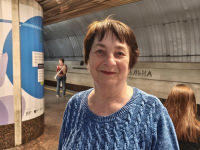 "Вірші в метро": у підземці Дніпра розмістили твори 10 авторів з Європейського Союзу "Вірші в метро": у підземці Дніпра розмістили твори 10 авторів з Європейського Союзу