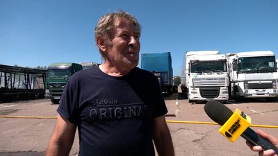 "Багато було вибухів: колеса вибухали, балони": очевидці про атаку РФ по гаражному кооперативу на околиці Чернігова "Багато було вибухів: колеса вибухали, балони": очевидці про атаку РФ по гаражному кооперативу на околиці Чернігова