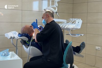 "Професію втратити не можна": історія стоматолога з Одещини, який служив прикордонником