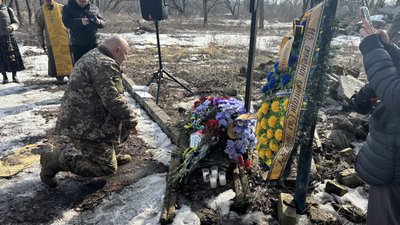Акція памʼяті загиблих бійців 113-ї бригади ТрО на вулиці Селянській у Харкові, 2 березня 2026 року Акція памʼяті загиблих бійців 113-ї бригади ТрО на вулиці Селянській у Харкові, 2 березня 2026 року