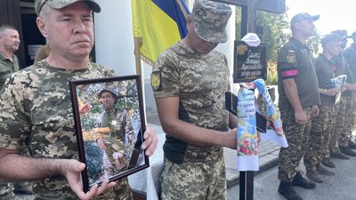У Полтаві попрощалися із п'ятьма воїнами, які загинули на війні з РФ
