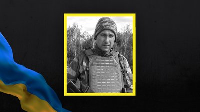 На Полтавщині попрощаються із двома полеглими на Донбасі воїнами На Полтавщині попрощаються із двома полеглими на Донбасі воїнами
