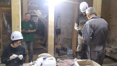 волонтери, табір, елементи архітектури