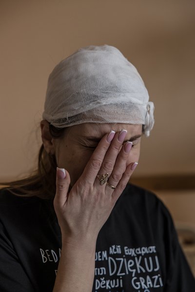Світлана Толмач поранена під час удару балістичною ракетою по Кривому Розі 4 квітня 2025 року Світлана Толмач поранена під час удару балістичною ракетою по Кривому Розі 4 квітня 2025 року