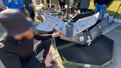 На Рівненщині вчили керувати дронами та заохочували донатити на їх виготовлення На Рівненщині вчили керувати дронами та заохочували донатити на їх виготовлення