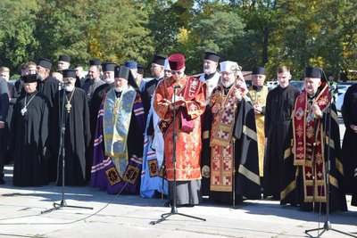 пам’ятні знаки, могили військових, освячення пам'ятників пам’ятні знаки, могили військових, освячення пам'ятників