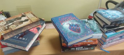 Понад три тисячі нових книг надійшли до бібліотек Хмельницької громади за пів року Понад три тисячі нових книг надійшли до бібліотек Хмельницької громади за пів року
