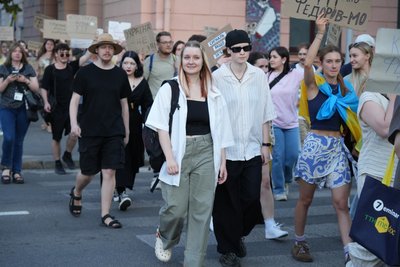 16-й день мітингів на підтримку Федорова: у Дніпрі долучилися до всеукраїнської протестної ходи 16-й день мітингів на підтримку Федорова: у Дніпрі долучилися до всеукраїнської протестної ходи