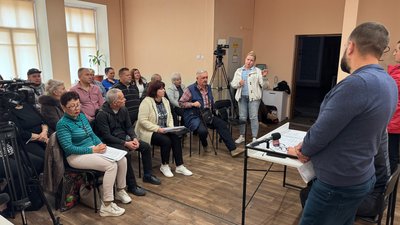 У Прилуках на Чернігівщині хочуть підвищити тарифи на опалення, гарячу воду та вивезення сміття У Прилуках на Чернігівщині хочуть підвищити тарифи на опалення, гарячу воду та вивезення сміття