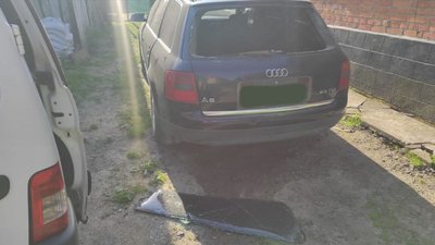 Через атаку на Хмельниччину 6 червня пошкоджено два автомобілі Через атаку на Хмельниччину 6 червня пошкоджено два автомобілі