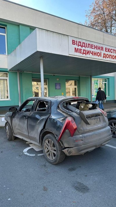 автівка після вибуху, лікарня автівка після вибуху, лікарня