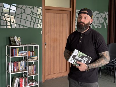 У Полтаві відкрили першу бібліотеку для ветеранів "ВетераноТека" У Полтаві відкрили першу бібліотеку для ветеранів "ВетераноТека"