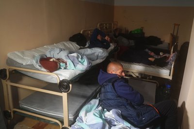 Пацієнти медзакладу, по якому вдарила Росія у Харкові