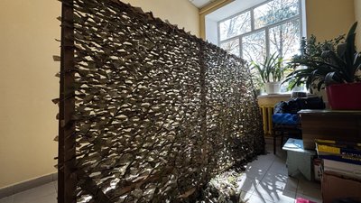 Три роки самостійно в'яже маскувальні сітки: історія 74-річної волонтерки з Вінниччини Три роки самостійно в'яже маскувальні сітки: історія 74-річної волонтерки з Вінниччини