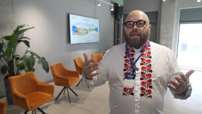 Євген Комаров Євген Комаров