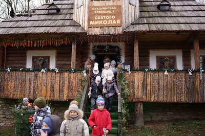 У Чернівцях запрацювала резиденція Святого Миколая: фоторепортаж