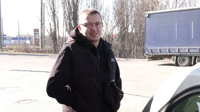 "Будемо пішки ходити": що розповіли про зростання цін на пальне водії у Рівному "Будемо пішки ходити": що розповіли про зростання цін на пальне водії у Рівному
