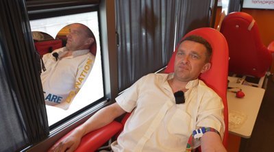 Михайло Піняга, донор, донорський хаб, "Теплокровні" Михайло Піняга, донор, донорський хаб, "Теплокровні"