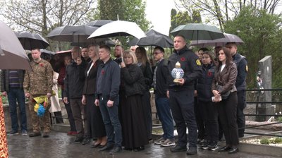 У Тернополі вшанували загиблих у Другій світовій війні, 8 травня У Тернополі вшанували загиблих у Другій світовій війні, 8 травня
