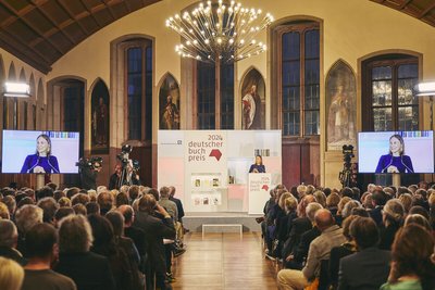 У Франкфурті вручили Німецьку книжкову премію — її отримала Мартіна Гефтер У Франкфурті вручили Німецьку книжкову премію — її отримала Мартіна Гефтер