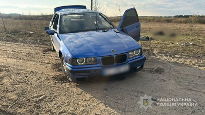 Загинули двоє школярів: на Волині перекинулося авто Загинули двоє школярів: на Волині перекинулося авто