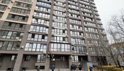 Війська РФ вдарили по Дніпру ракетою: загинули четверо людей Війська РФ вдарили по Дніпру ракетою: загинули четверо людей