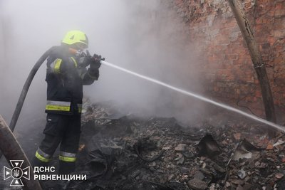 спокійна ніч спокійна ніч
