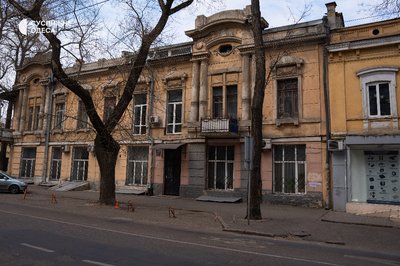 Одеса навиворіт: як меморіальні таблички опинились не на тих будинках