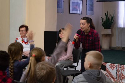 "Ми спонукаємо дітей писати". У Дніпрі Будинку мистецтв відзначили Міжнародний день дитячої книги "Ми спонукаємо дітей писати". У Дніпрі Будинку мистецтв відзначили Міжнародний день дитячої книги