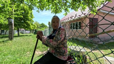 Без магазину та транспорту: як живуть люди у селі Зелений Дуб на Рівненщині Без магазину та транспорту: як живуть люди у селі Зелений Дуб на Рівненщині