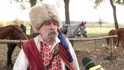 Федір Лавров є керівником кінно-спортивного клубу у Старокостянтинові Федір Лавров є керівником кінно-спортивного клубу у Старокостянтинові