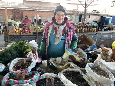 "Швидко вариться, біленька, м’якенька": які ціни на кутю та сухофрукти на центральному ринку Полтави "Швидко вариться, біленька, м’якенька": які ціни на кутю та сухофрукти на центральному ринку Полтави
