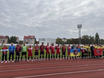 У Луцькі провели футбольний турнір серед ветеранів "Кубок побратимів"