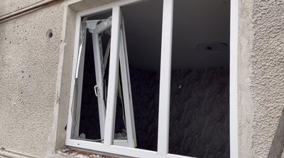 "Пошкодило дах, паркан та побило вікна": що відомо про наслідки збиття безпілотника на Буковині "Пошкодило дах, паркан та побило вікна": що відомо про наслідки збиття безпілотника на Буковині