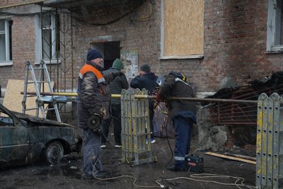"Гул і відчуття, що падає "шахед". Російські безпілотники атакували Конотоп. Репортаж з місця події "Гул і відчуття, що падає "шахед". Російські безпілотники атакували Конотоп. Репортаж з місця події