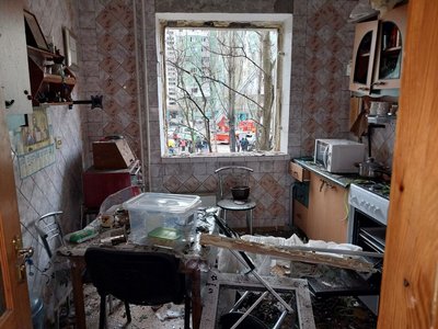 "Зашили ухо. Головне, що живі". Як оговтуються мешканці Сум після удару армії РФ "Зашили ухо. Головне, що живі". Як оговтуються мешканці Сум після удару армії РФ