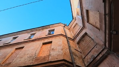 В Одесі завершили протиаварійні роботи у будинку Короне, пошкодженому ударом РФ В Одесі завершили протиаварійні роботи у будинку Короне, пошкодженому ударом РФ
