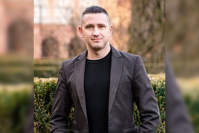Вчитель історії Олексій Попович півфіналіст Global Teacher Prize Ukraine Вчитель історії Олексій Попович півфіналіст Global Teacher Prize Ukraine