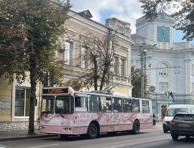 У Житомирі планують підвищити вартість проїзду у громадському транспорті У Житомирі планують підвищити вартість проїзду у громадському транспорті