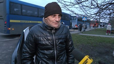 "Пасажири втомились": черги на кордоні "Пасажири втомились": черги на кордоні