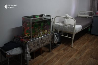 Кімнати для побачень, ремонти, храм: як живуть ув'язнені в Одеській колонії Кімнати для побачень, ремонти, храм: як живуть ув'язнені в Одеській колонії